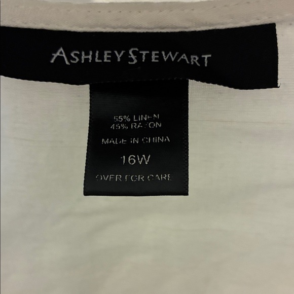 Ashley Stewart Cream Top - Picture 2 of 7